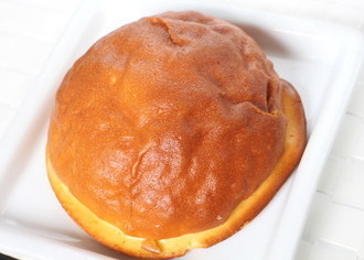 たまごの風味ゆたかなブールパン