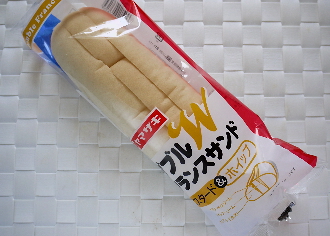 ヤマザキ ダブルフランスサンド カスタード ホイップ 毎朝食菓子パンです Yunの実食レポート