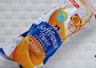 フジパン ソフトフランスツイスト 練乳ホイップ